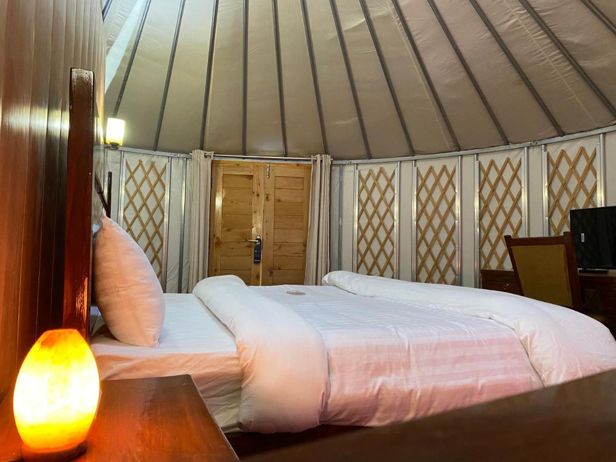 Apex Hotels And Resorts Hussaini Karimabad  Екстериор снимка