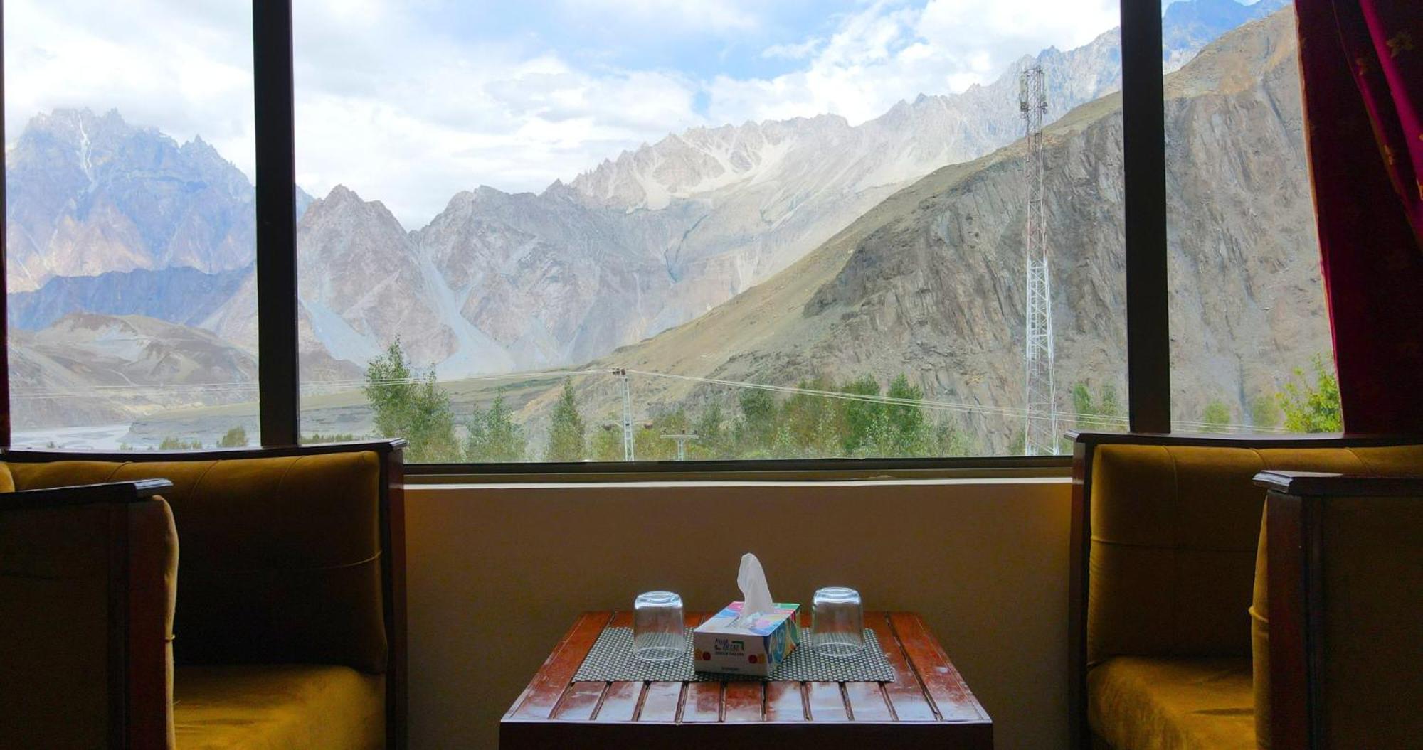 Apex Hotels And Resorts Hussaini Karimabad  Екстериор снимка