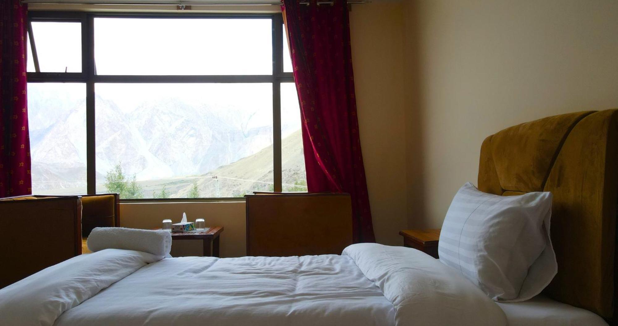 Apex Hotels And Resorts Hussaini Karimabad  Екстериор снимка
